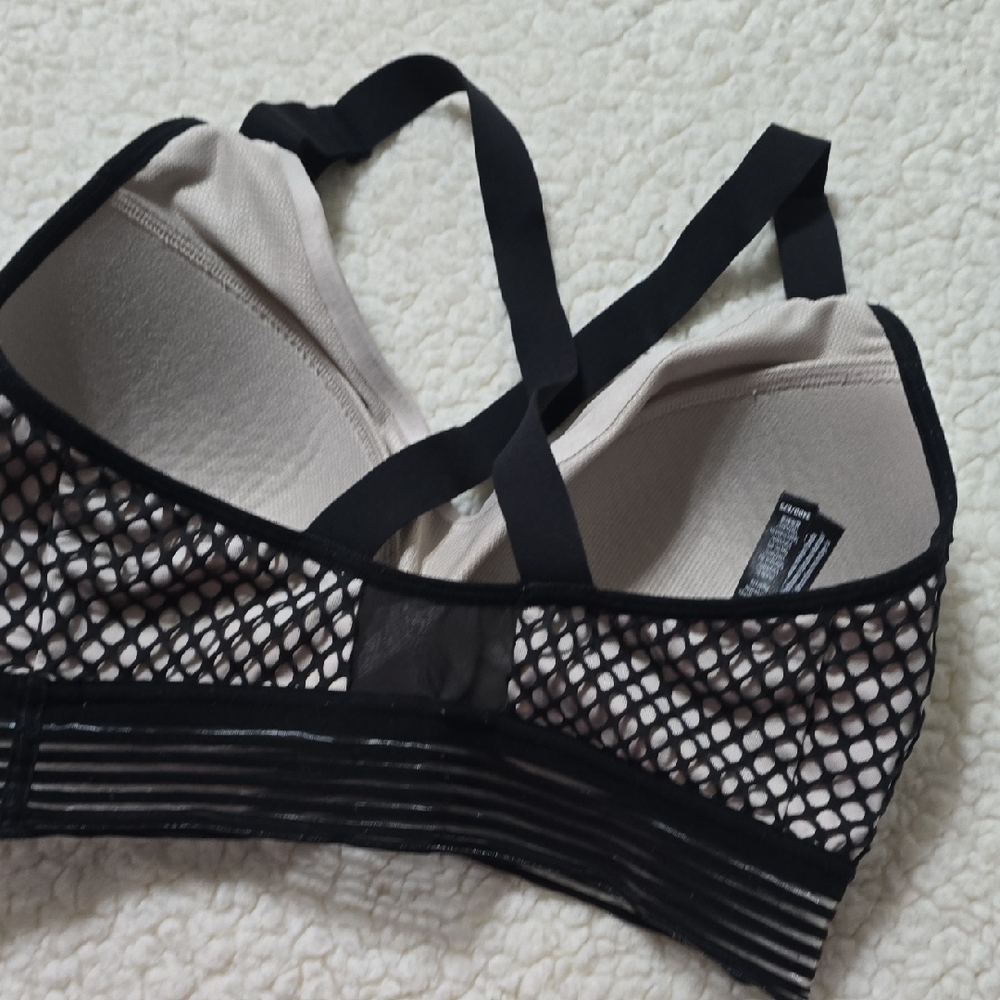 Victoria's Secret - Victoria Sport Lightweight Black Mesh Women's Bra - Picture 6 of 6